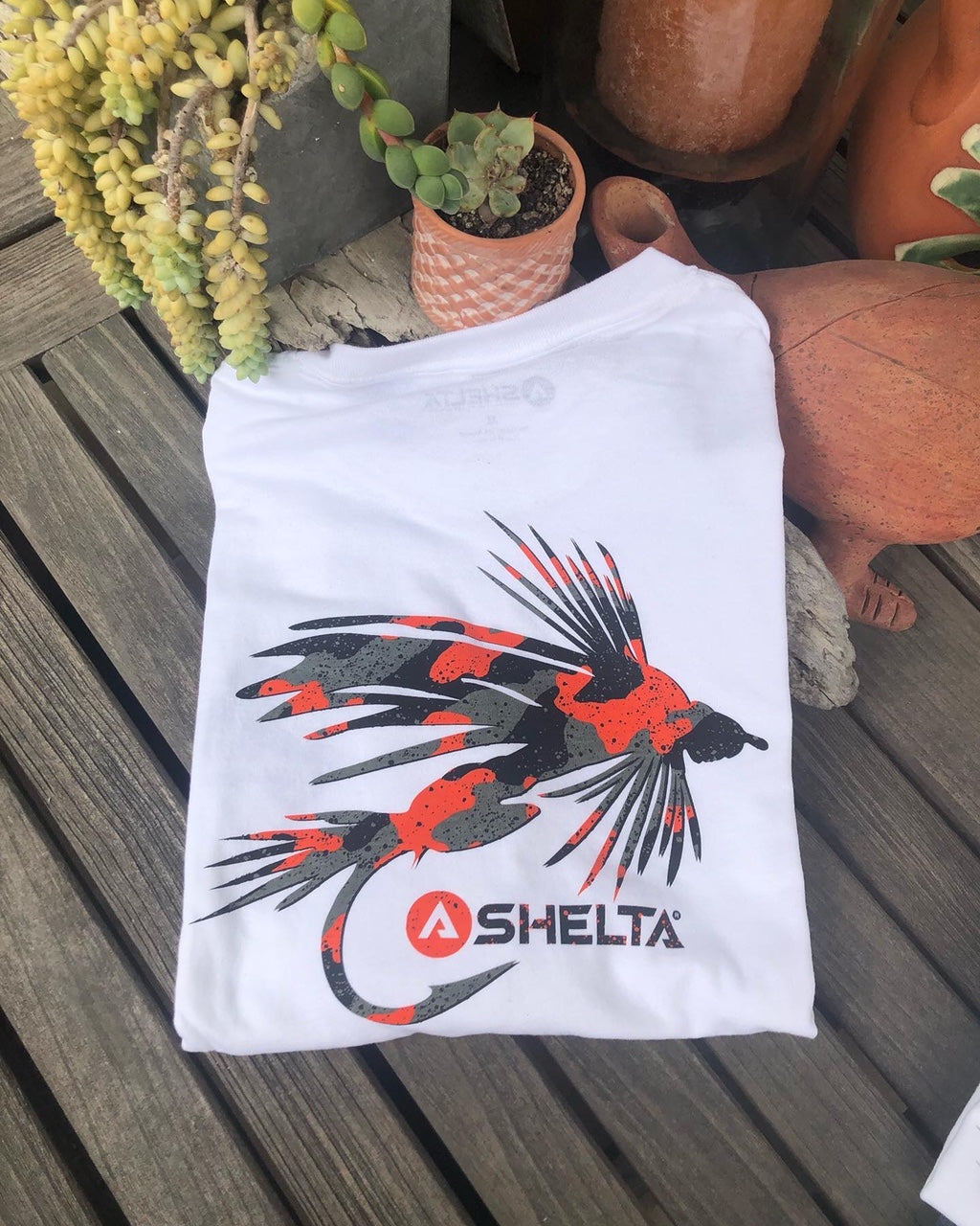 Back picture of Fly T-shirt