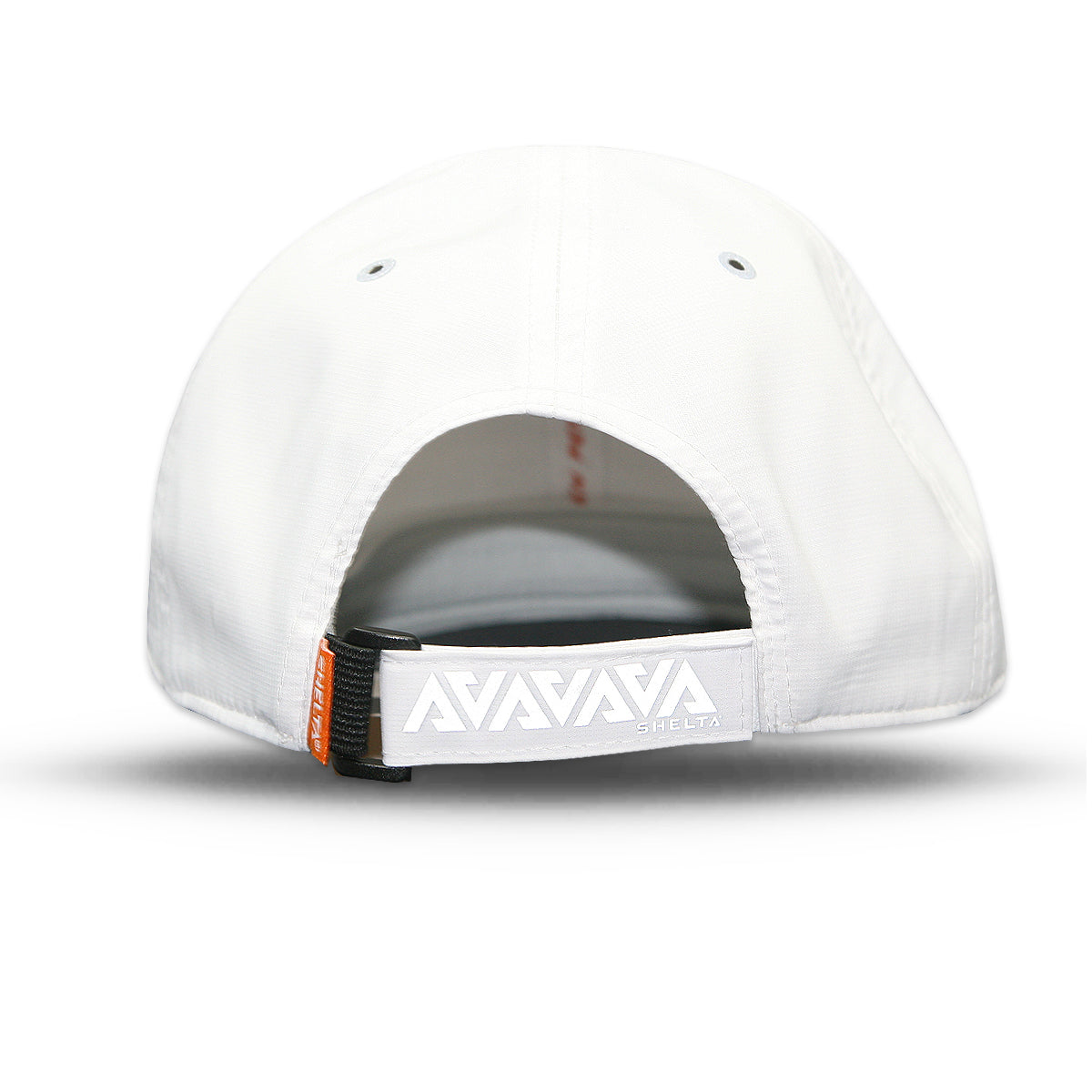The Icarus Cap in White is a perfect fusion of style and performance.