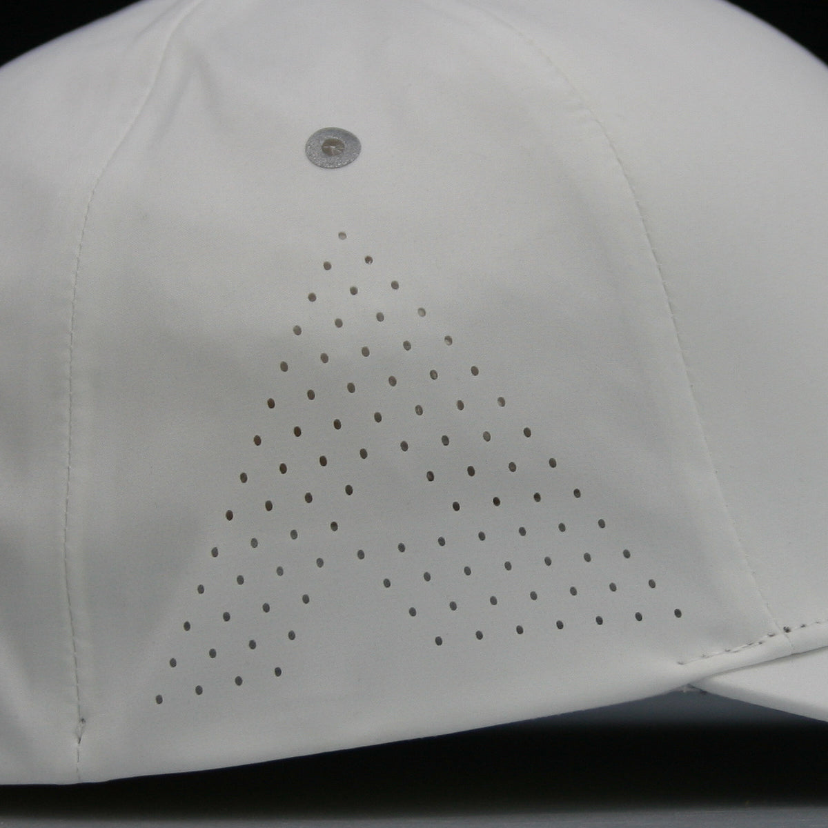 The Shelta V2 Tech Cap in Pale Grey