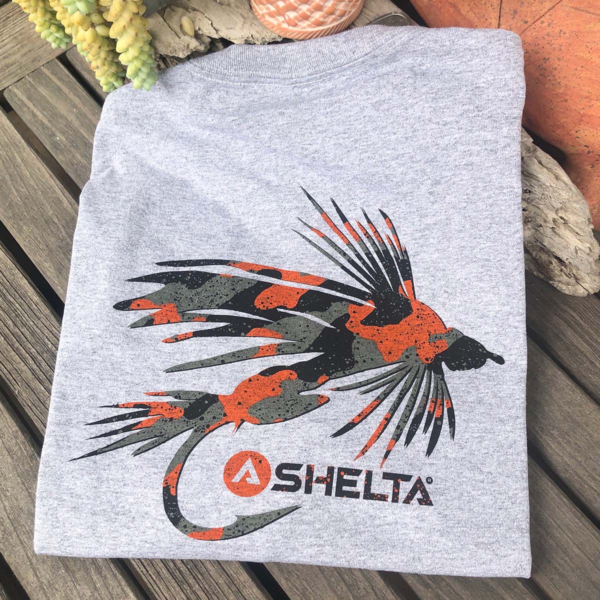 The Shelta S/S Fly Camo T-Shirt in Sport Grey Heather LG